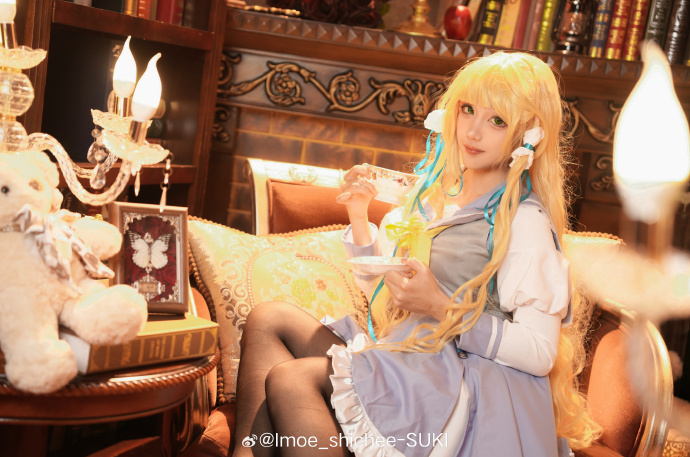cosplay超话## “今晚的月色……刚刚好呢。”琉璃也是因为寂寞，才来到这 预览 1