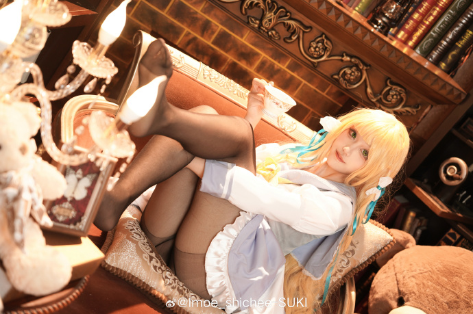 cosplay超话## “今晚的月色……刚刚好呢。”琉璃也是因为寂寞，才来到这 预览 2