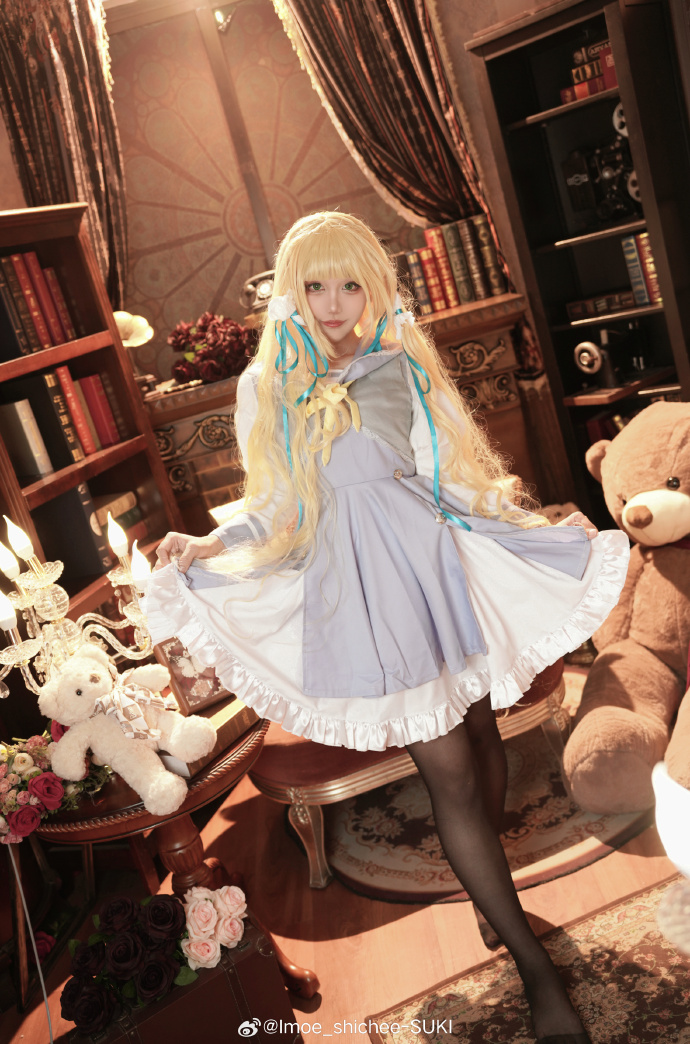 cosplay超话## “今晚的月色……刚刚好呢。”琉璃也是因为寂寞，才来到这 预览 3