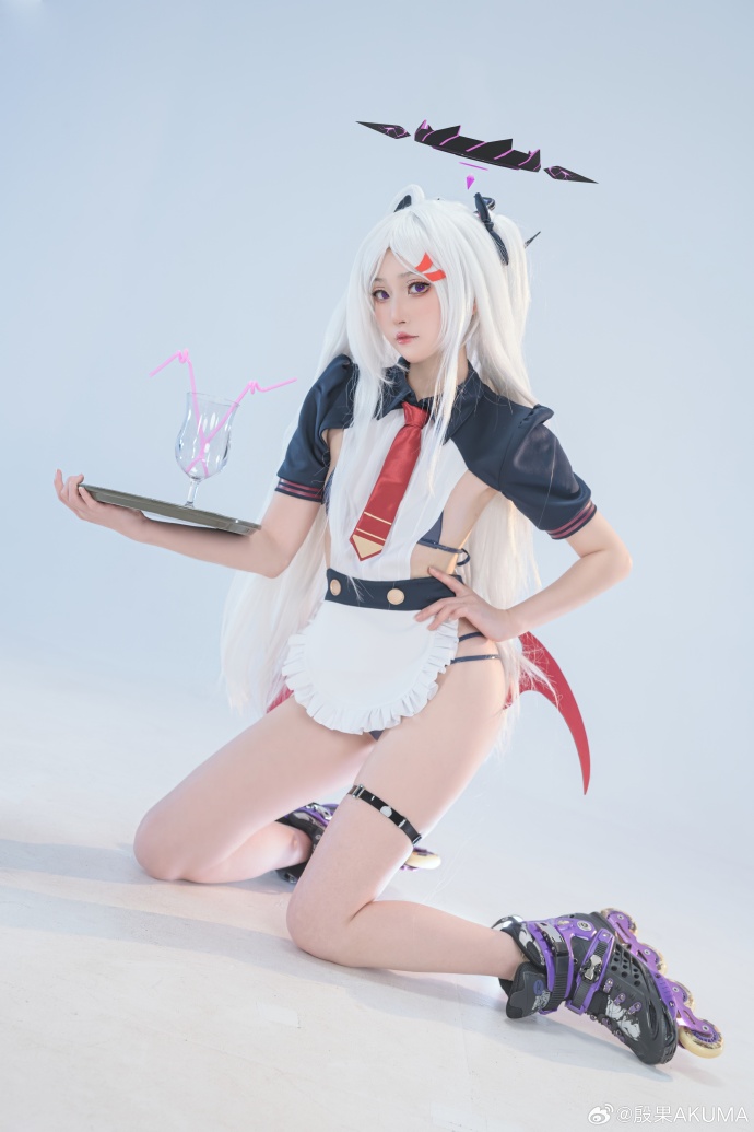 cosplay超话 欢迎光临小恶魔的餐厅✌🏻【COS正片】蔚蓝档案 空崎日奈同 预览 1