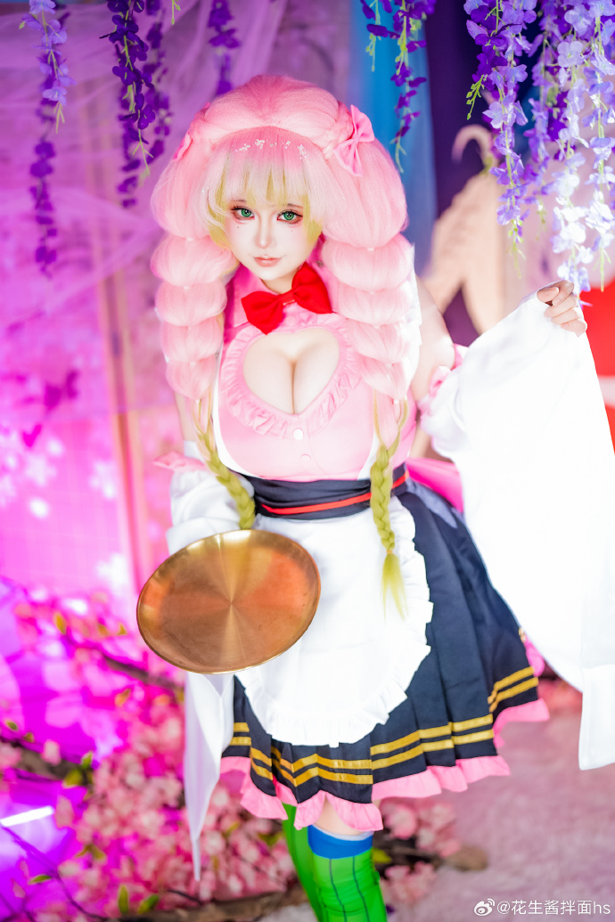 女仆蜜璃萌萌哒～收藏见平🧱+关🐷揪3个宝宝送这套图邮箱发哦～###### ​ O 预览 4