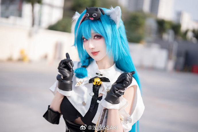 异环，启动出镜浅浅ASAKI超话 拍摄@木只木圭 ###### ​ 预览 2