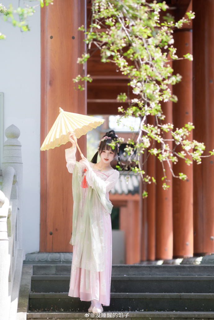「水天清话，院静人销夏」立夏汉服超话### ​ 预览 3