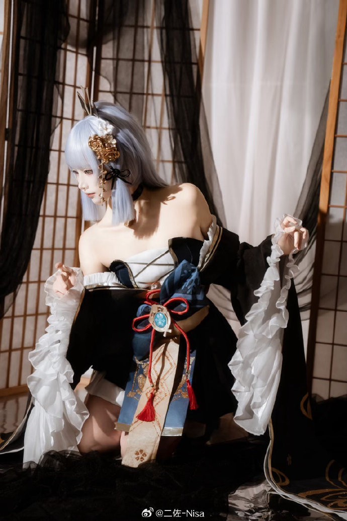 好久没更新啦，之前拍的绫华混更一下📷∶@椒盐蛋白Oix ## ​