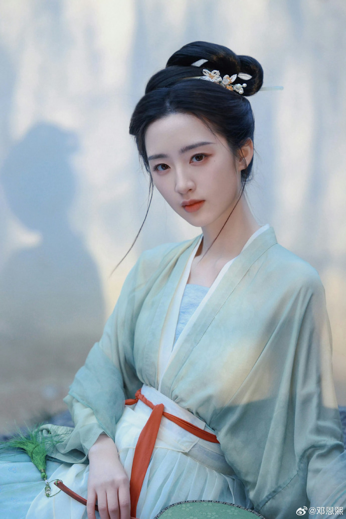 无刘海很好啊剧里宋制都不如恩熙写真这套清新婉约 ​