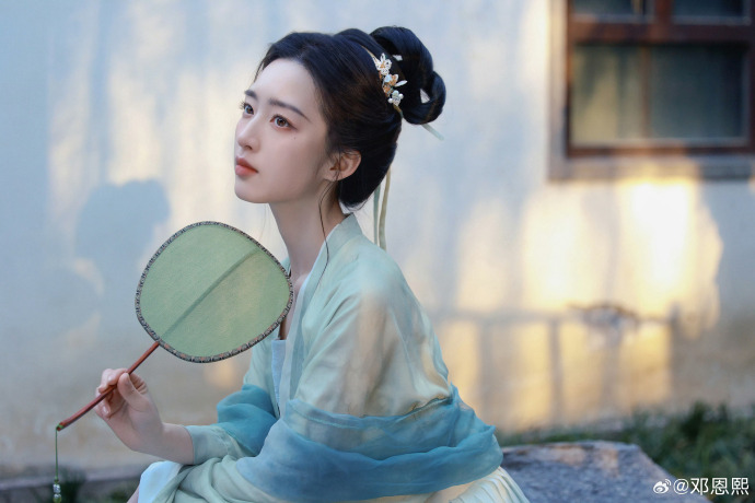 无刘海很好啊剧里宋制都不如恩熙写真这套清新婉约 ​ 预览 3