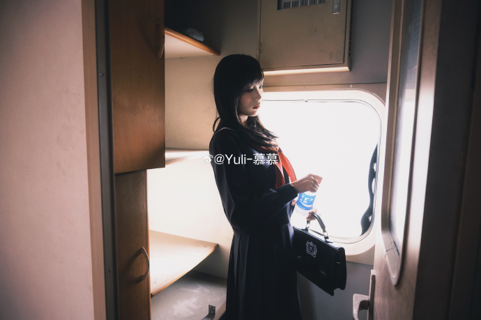 这个人拍cos拍多了就会奖励自己一组jk：Yuli暮暮超话## 专抽什么我还没 预览 6