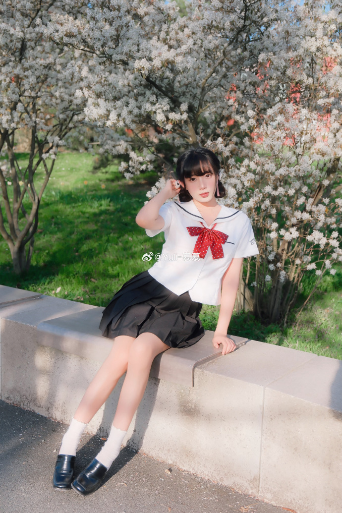 和我约会吧。📷@小菜菜籽w # ​ 预览 3