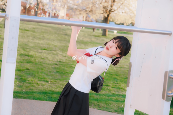 和我约会吧。📷@小菜菜籽w # ​ 预览 6