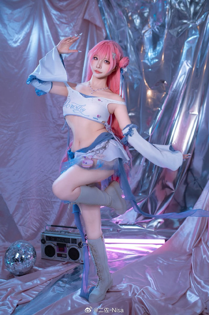 # 📷:@椒盐蛋白Oix 👗:@恋空少女korizora 又出桃乐丝啦 ​ 预览 4