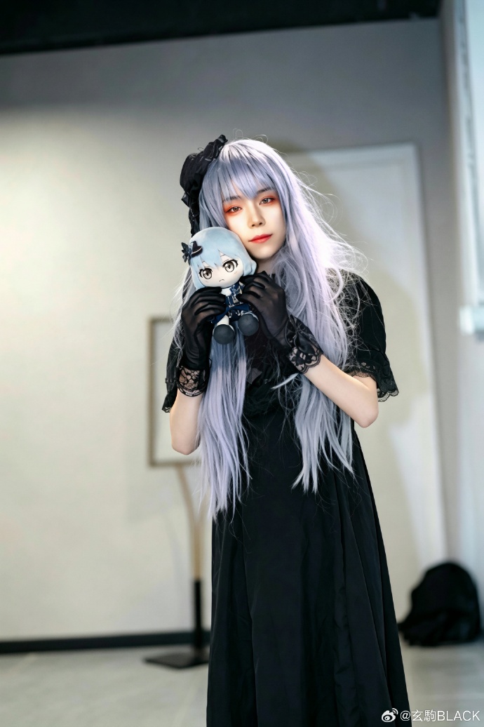 是独一无二的顶点”武邦O2.0 湊 友希那Cos正片-自设黑色lolita👗衣服 预览 6