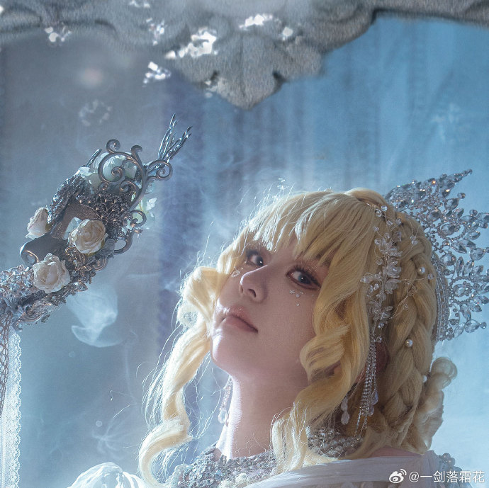 LOLITA超话 【Lolita生贺正片】 𝓤𝓷𝓭𝓮𝓻 𝓣𝓱𝓮 预览 2
