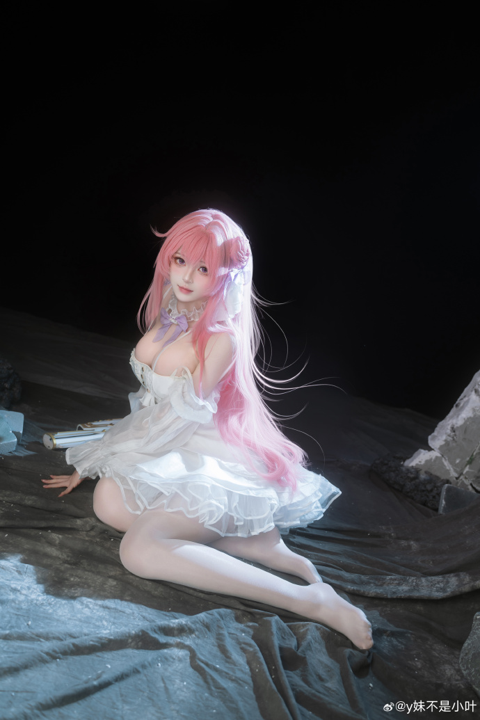 cosplay超话cosplay正片超话### #### 祝贺您，乐园的引路 预览 3