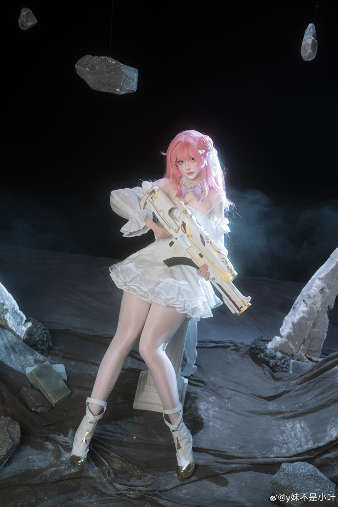 cosplay超话cosplay正片超话### #### 祝贺您，乐园的引路 预览 4