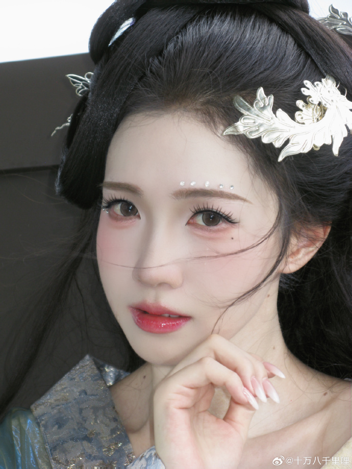 “我从未向你索取过什么”十里呐超话## ​ 预览 3