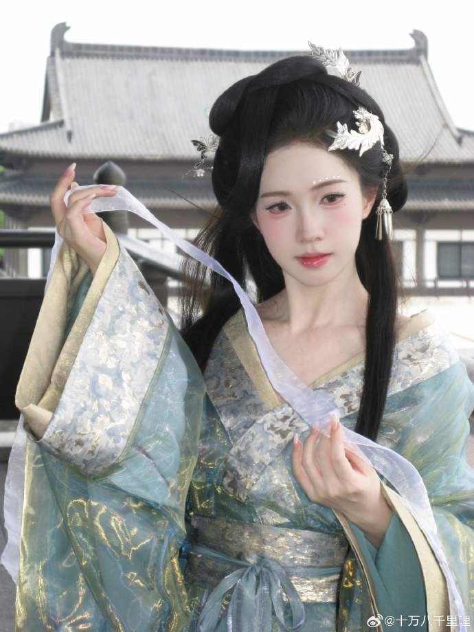 “我从未向你索取过什么”十里呐超话## ​ 预览 5
