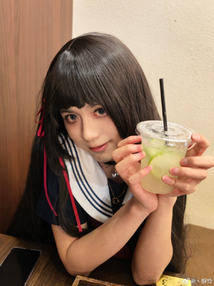 转学第一天 大家请多多关照🥺～九宫格虽迟但到🥰## ​ 预览 4