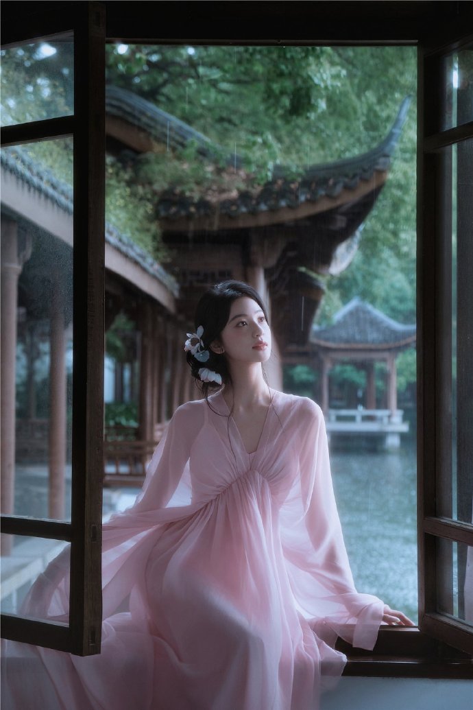 摄影超话#### 烟雨蒙蒙摄影 ：IMAGE ​​​ 预览 4