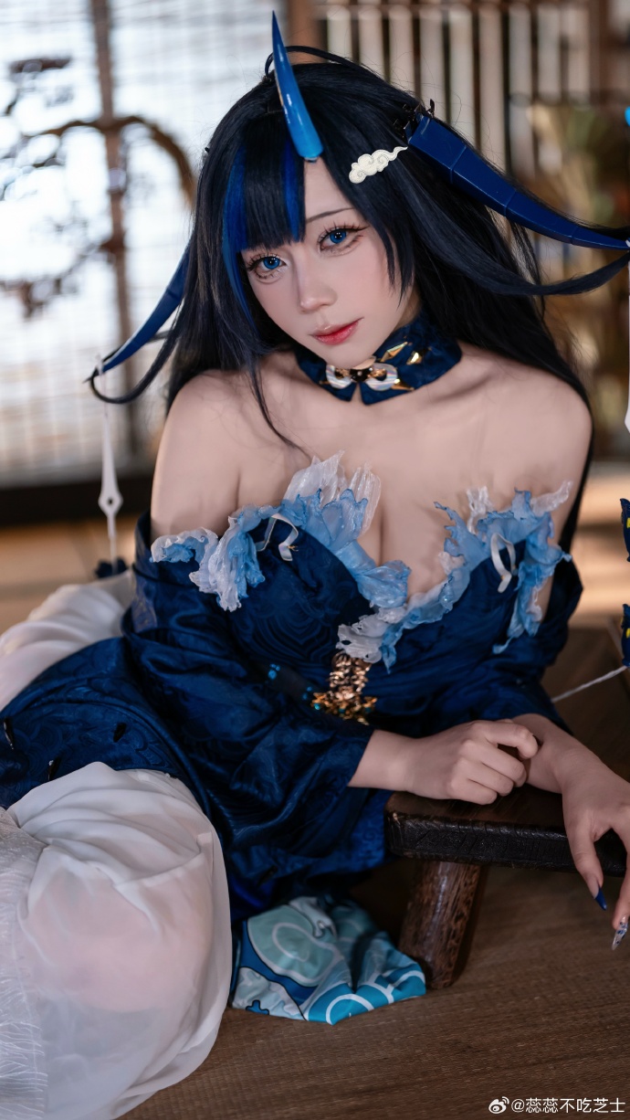 7月 云龍正片出镜：蕊蕊拍摄：Susu@SuSuSii 每128转抽1🧧8.8#
