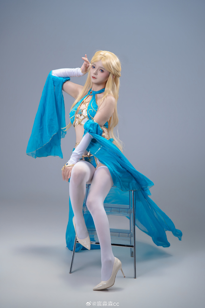 本淼真好看喵 📸：衽小七# ​