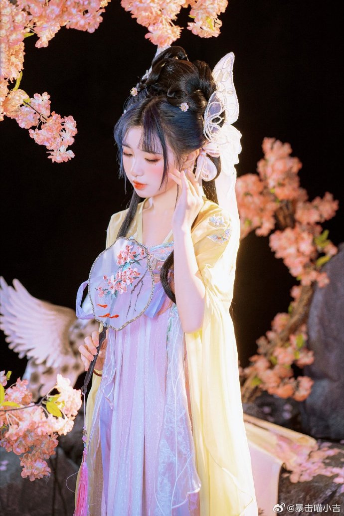 如梦令古风超话###### ​ 预览 2