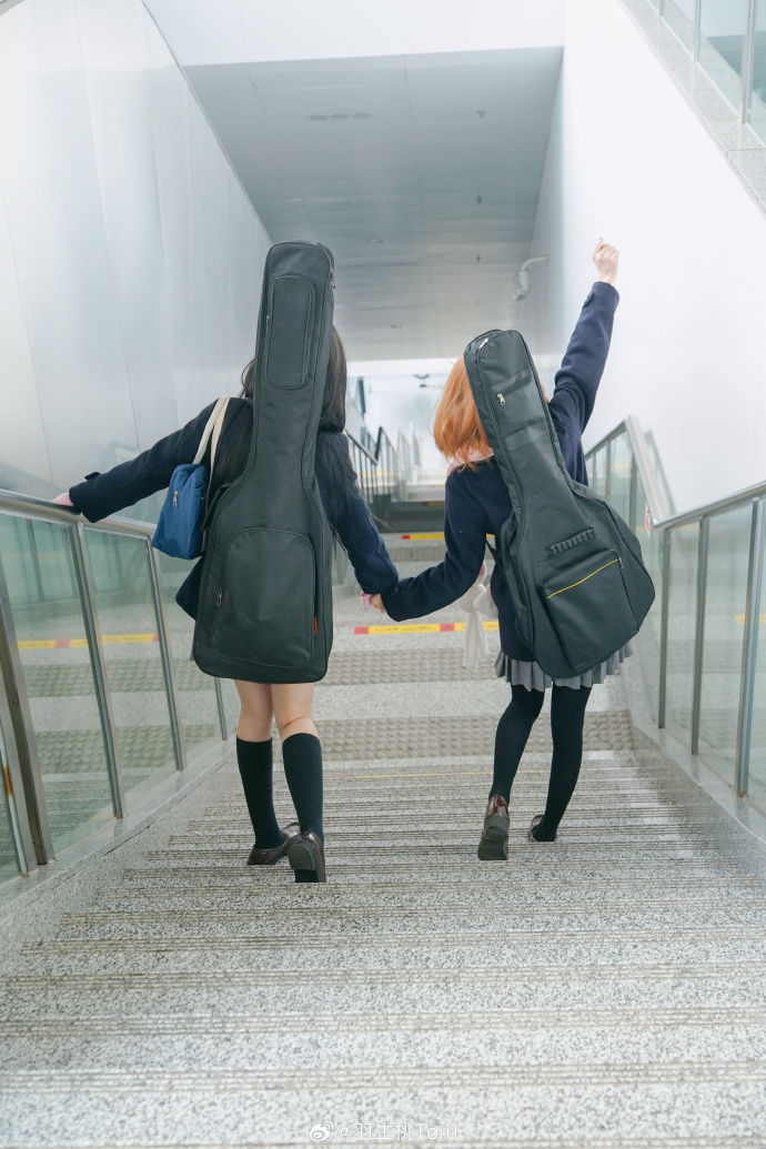 🎵ねぇ 思い出のカケラに 名前をつけて保存するなら「宝物」がぴったりだね🎵-秋山 预览 2