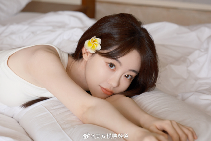 祝绪丹背心短裤甜美私服 ​ 预览 6