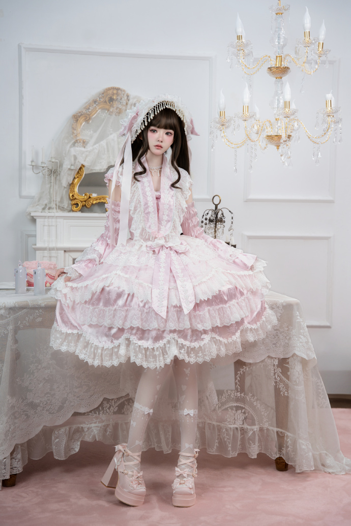LOLITA超话 和你相比的话 宇宙很一般啊(-`ω´-｡）### ​ 预览 5