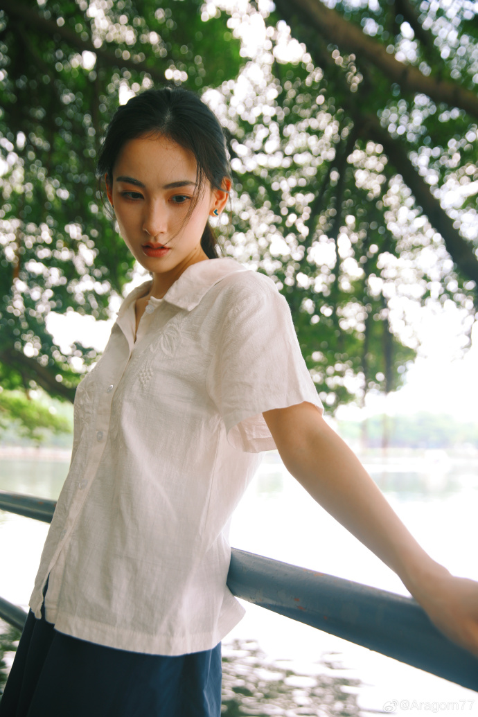 湖影天白少女户外摄影超话####### ​ 预览 3