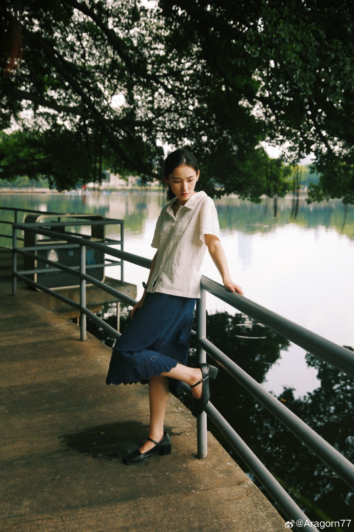 湖影天白少女户外摄影超话####### ​ 预览 6