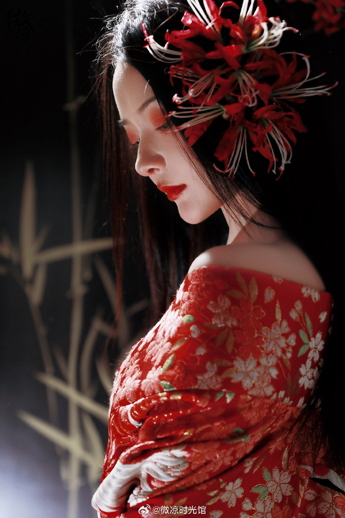# 她是一株血色里的曼珠沙华🥀 ​ 预览 6