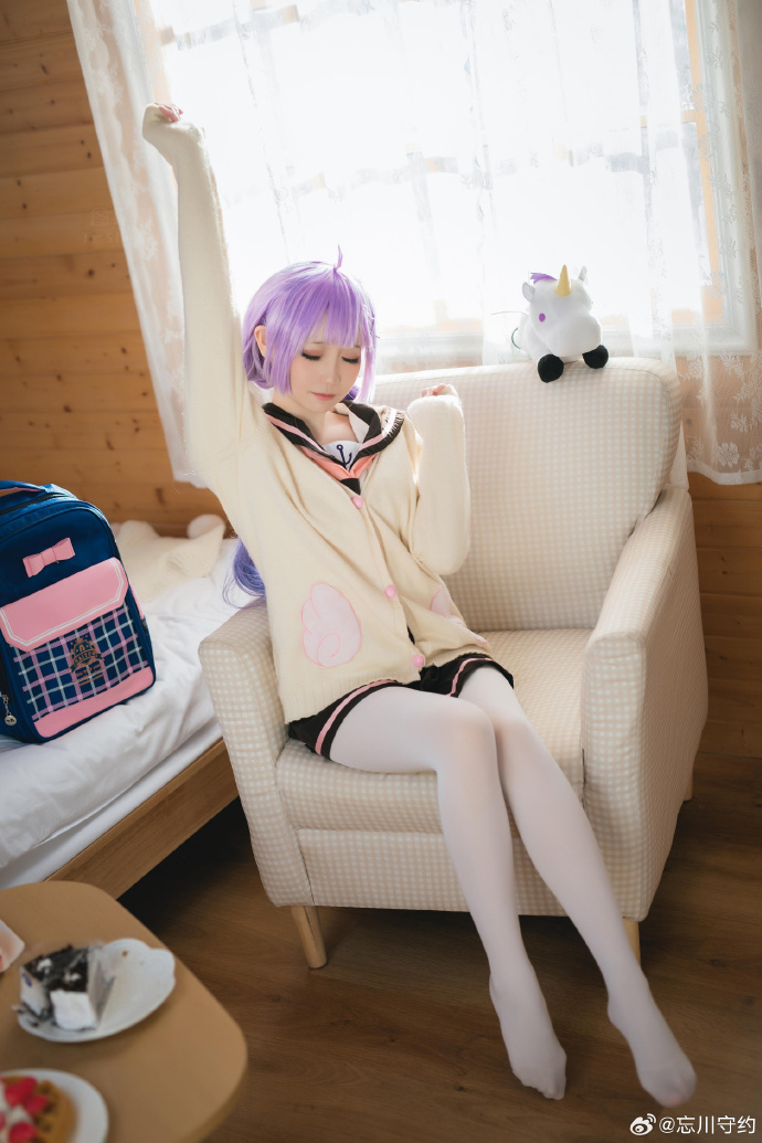 焖焖碳 独角兽JK制服白丝～ ​ 预览 1