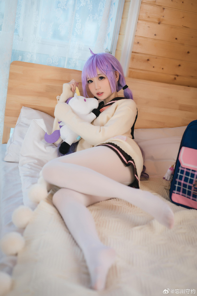 焖焖碳 独角兽JK制服白丝～ ​ 预览 4