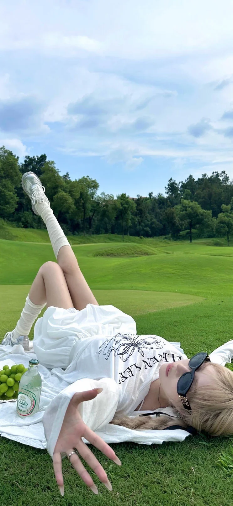 𝑺𝒉𝒂𝒓𝒆｜ins风高质量自由感美女壁纸 预览 6